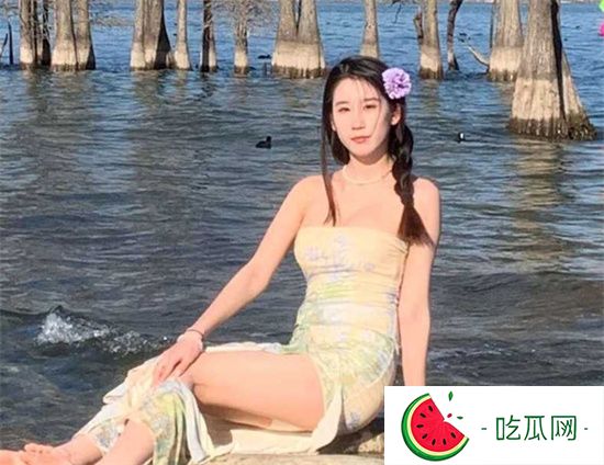 真實PUA實習空姐 全程完美露臉 絕對反差照最新流出-吃瓜網